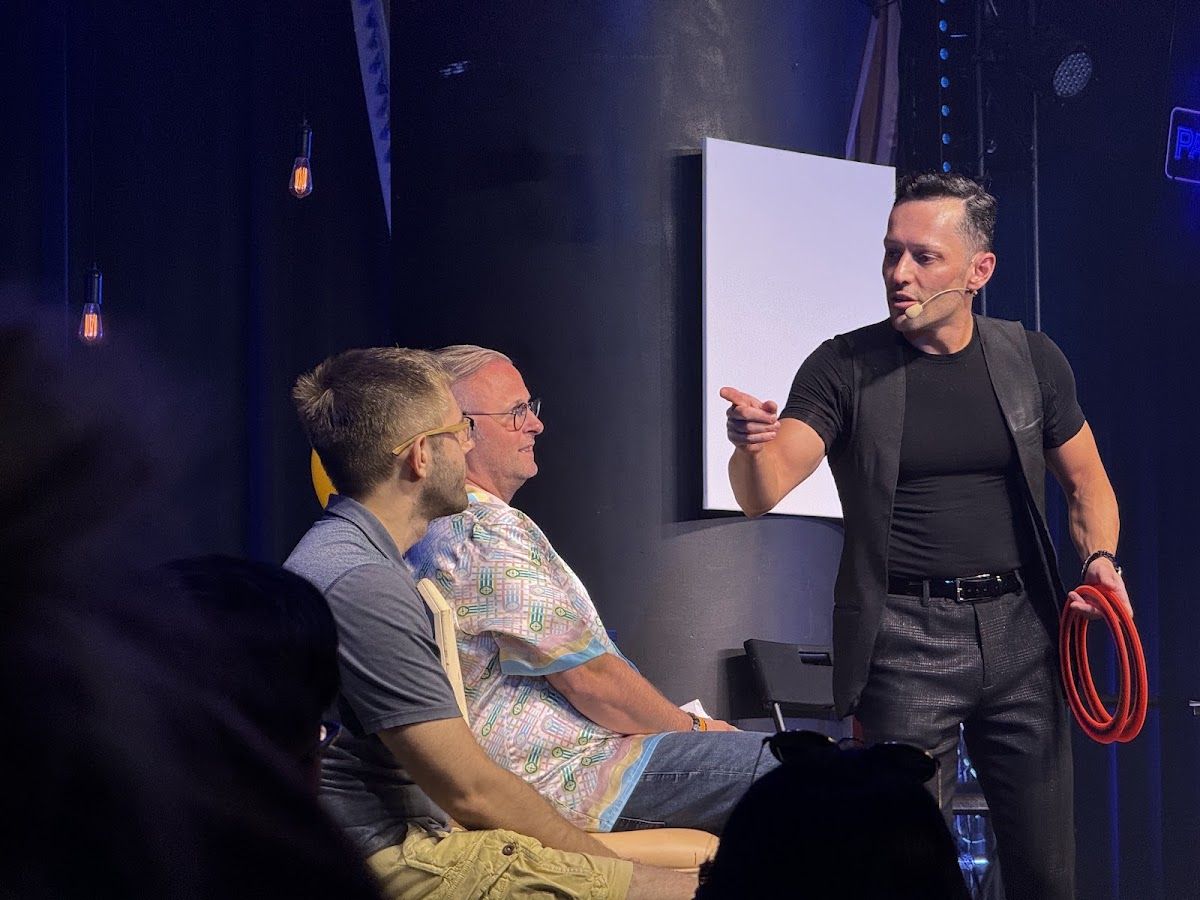 Dennis Yu with David Fox