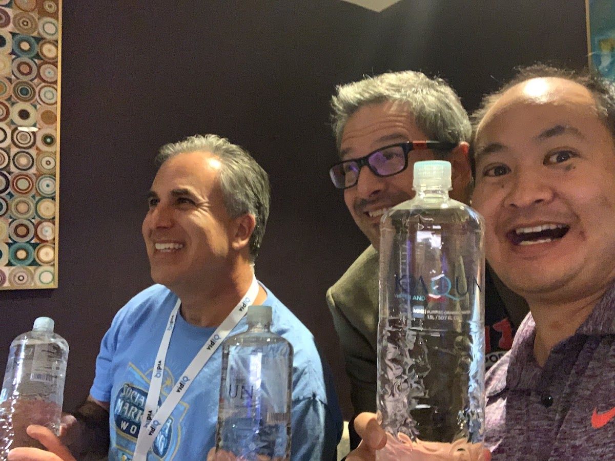 Dennis Yu with Joel Comm