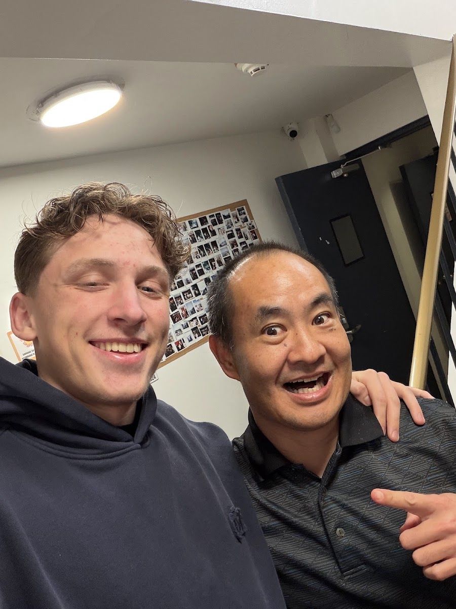 Dennis Yu with Leo Pohlmann