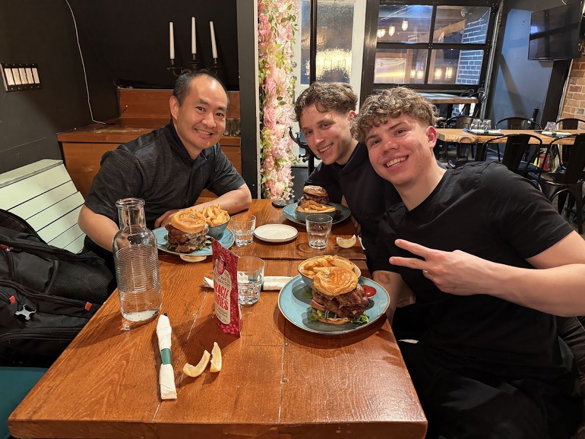 Dennis Yu with Leonard