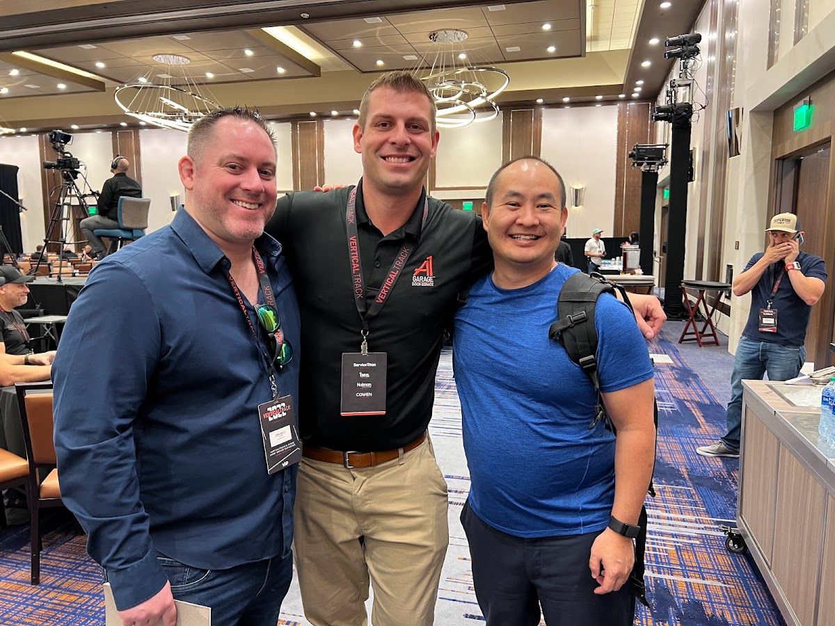 Dennis Yu with Tommy Mello