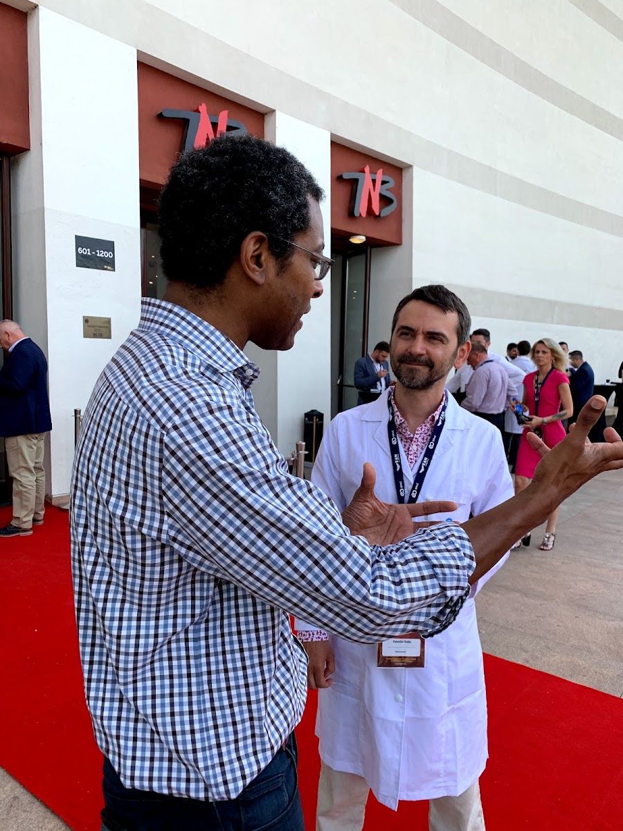 Dennis Yu with Valentin Radu